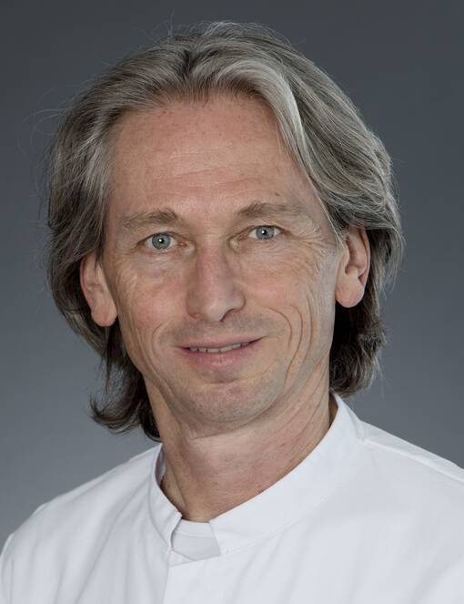 Portrait: Prof. Dr. Akhil Verheyden