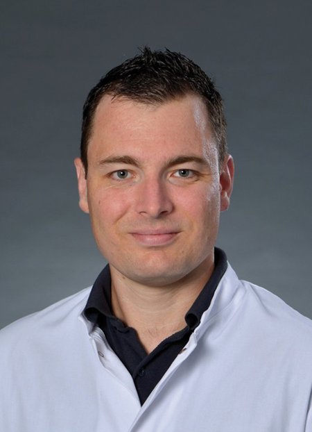Portrait: Dr. Sebastian Gerisch