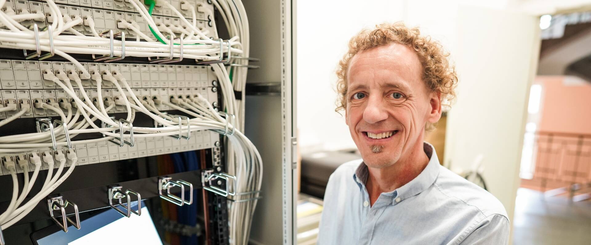 Freundlicher Mann mittleren Alters aus der IT
