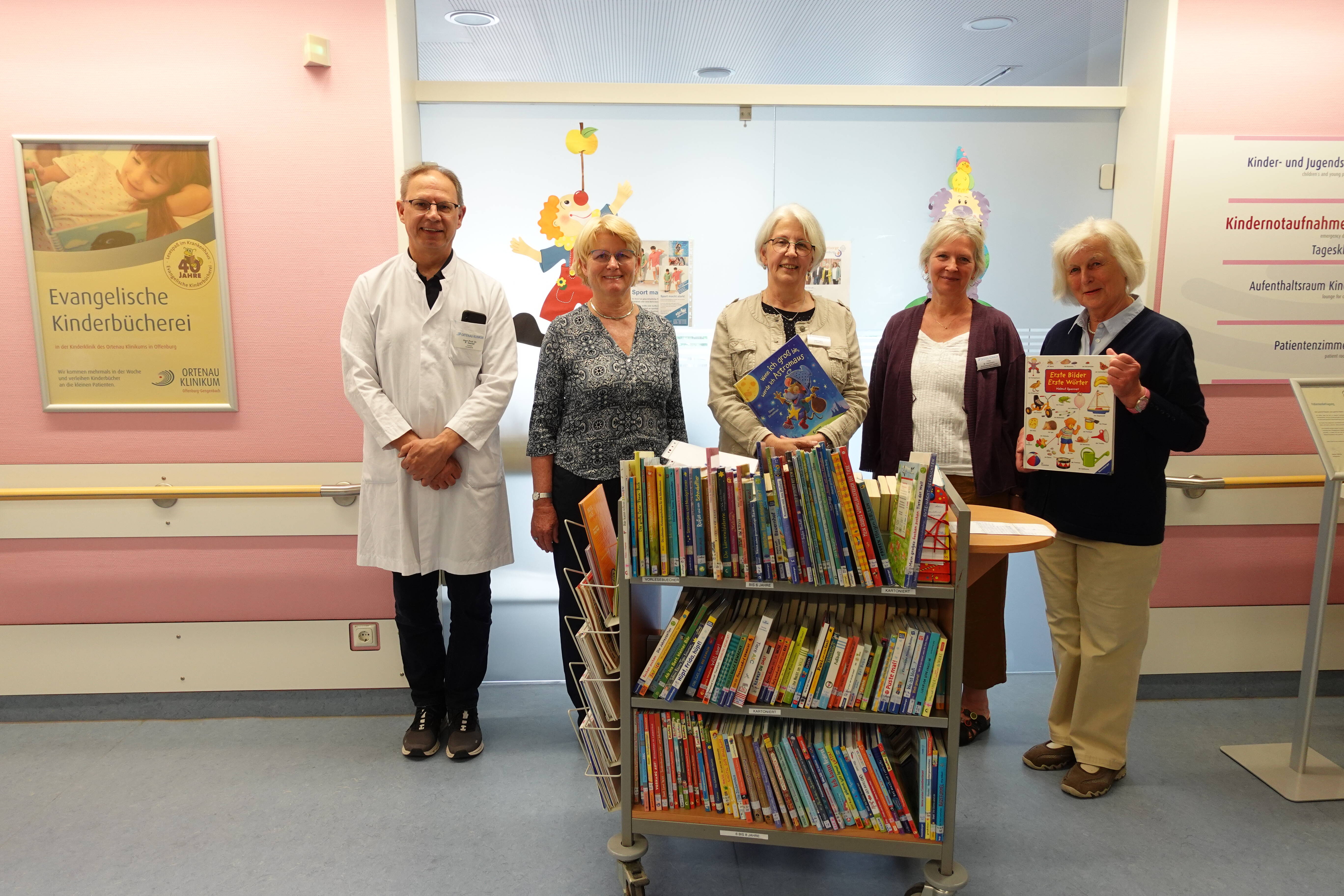 Spende für die Kinderbücherei
